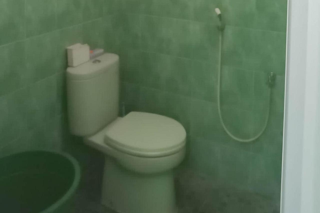 Triyoga Homestay Syariah Redpartner Sangkanurip エクステリア 写真